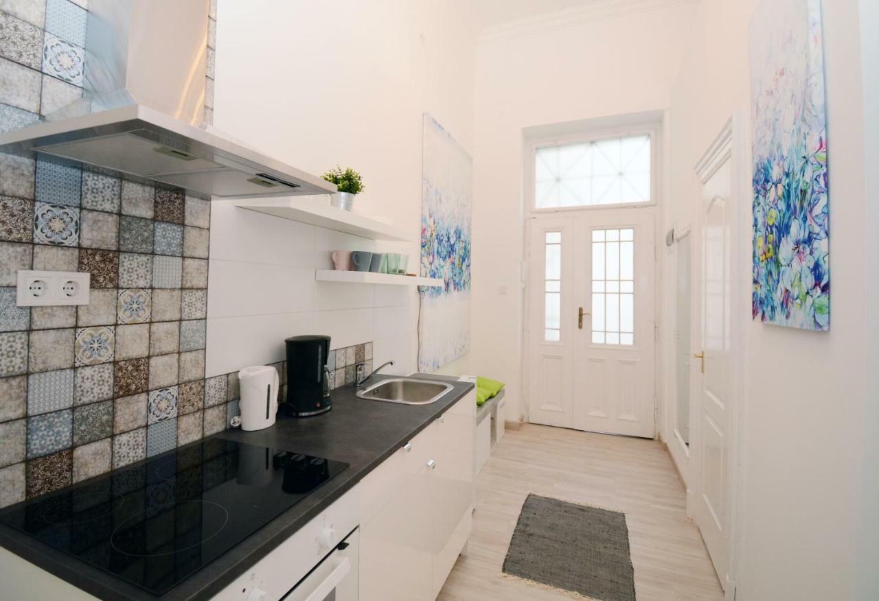 Lillybeth City Center Apartments Budapest Exterior foto